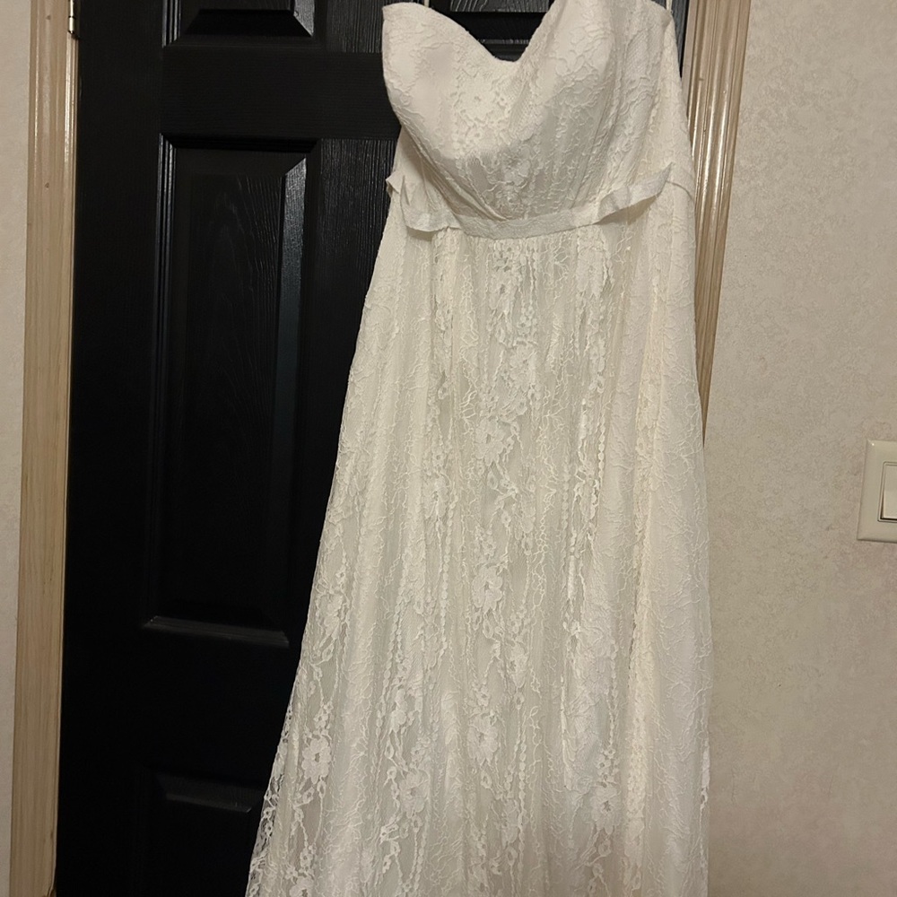 Wedding dress with tan belt